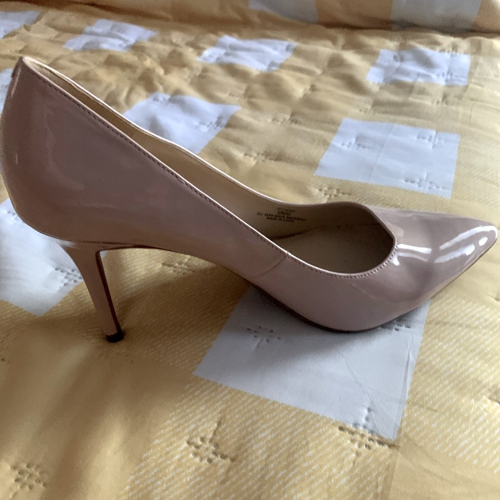 Jessica Simpson Cassani Pumps